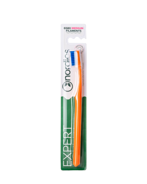 Periuta de dinti Expert Curve 6580 filamente - medie - portocaliu Nordics